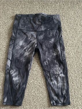 No Brand Grey and Blue Leggings Cropped